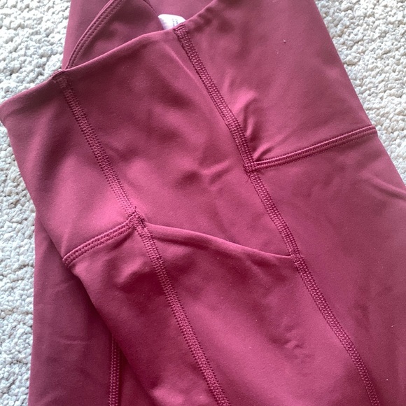 Girlfriend Collective Compressive High Rise Leggings in Mulberry - Size S - Picture 10 of 17